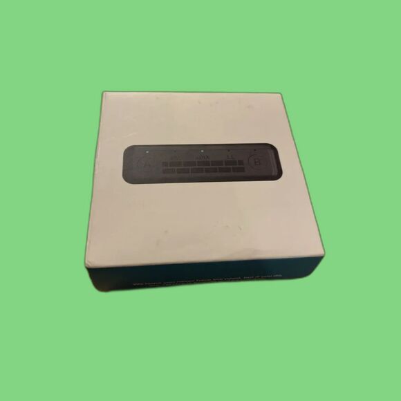 NIB FOUR x1Mii MiiLink Wireless Bluetooth Audio Transmitter PS5-Nintendo Switch - Picture 6 of 10